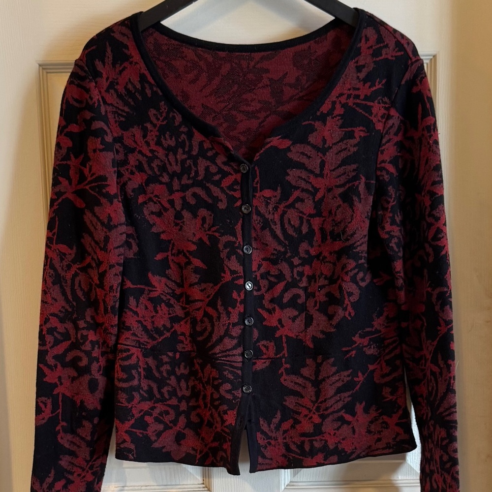 Balcombe Knit Jacket/Cardigan, Cranberry Red and Black Floral Pattern, size S